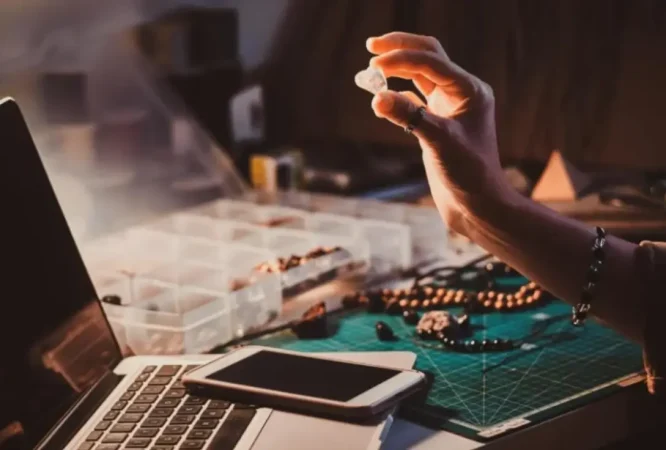 JEWELLERY-PROFESSIONAL